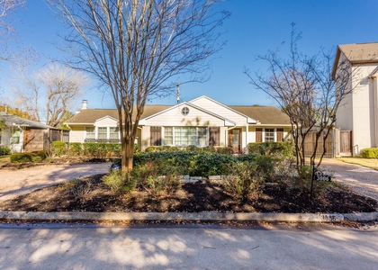3006 Conway Street - Photo 1