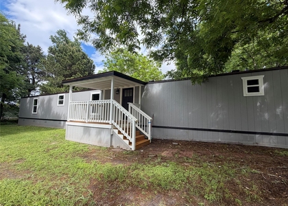 104 Kyle Drive - Photo 1