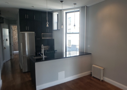 Avenue B - Photo 1