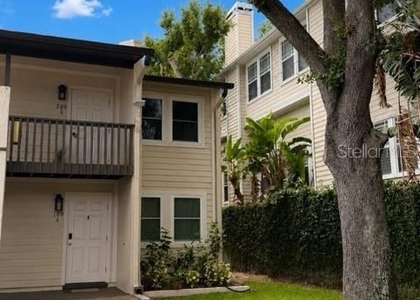 527 S Lincoln Avenue - Photo 1