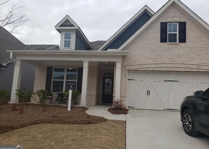 477 Barlow Place - Photo 1