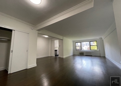 Beekman Place - Photo 1