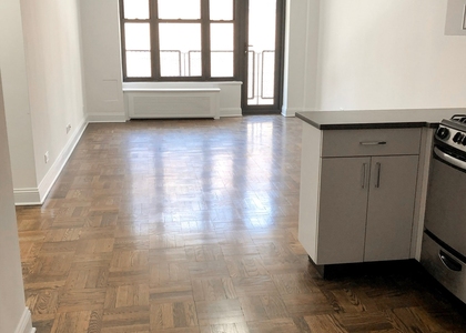 East 35 Street - Photo 1