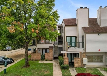 2300 Bamboo Drive - Photo 1