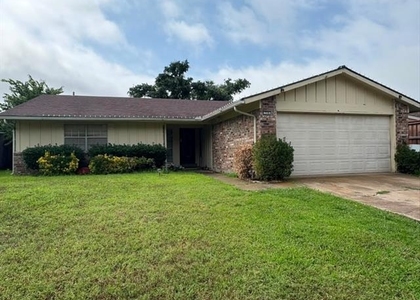 726 Ravencroft Drive - Photo 1