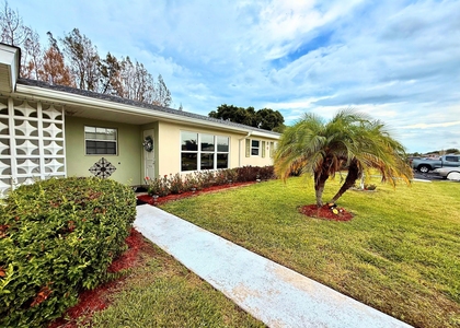 916 Savannas Point Drive - Photo 1