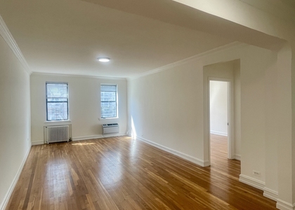 1680 York Avenue - Photo 1