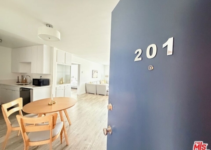 5805 W 8th Street - Photo 1