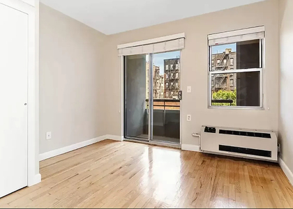 152 Ludlow Street - Photo 1