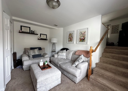 18 Green Place - Photo 1
