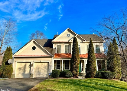 1305 Providence Terrace - Photo 1