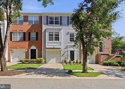 9944 Royal Commerce Place - Photo 1