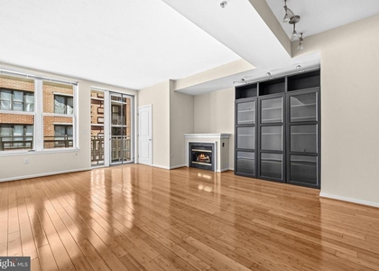 715 6th Street Nw - Photo 1