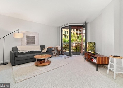 616 E Street Nw - Photo 1
