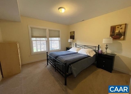 108 Blincoe Ln - Photo 1