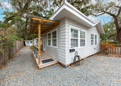2813 Princeton Avenue - Photo 1