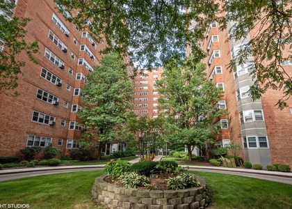 4950 N Marine Drive - Photo 1