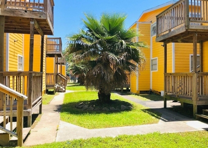 2711 Avenue K - Photo 1