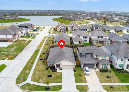 13724 Sabine Lake Drive - Photo 1