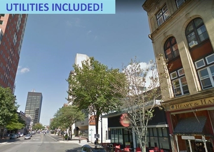 819 Elm - Photo 1