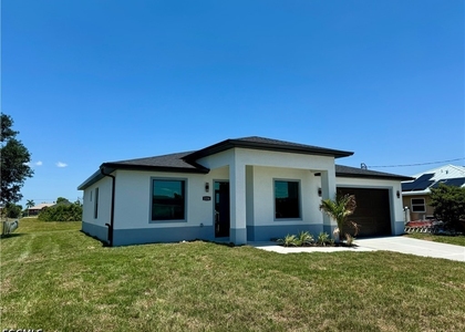 1208 Nw 25th Place - Photo 1