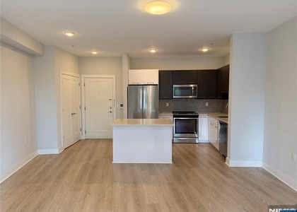 2150 N Central - Photo 1