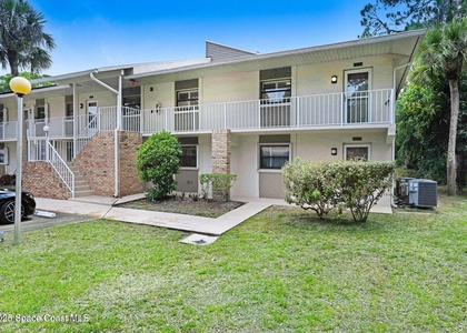 1600 Woodland Drive - Photo 1