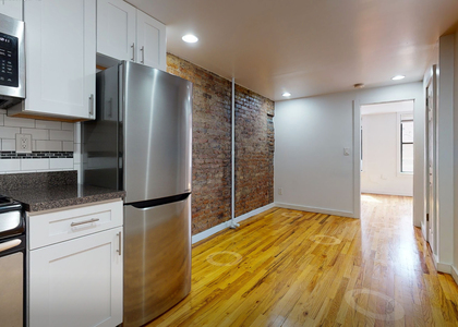 East 10 th Street - Photo 1