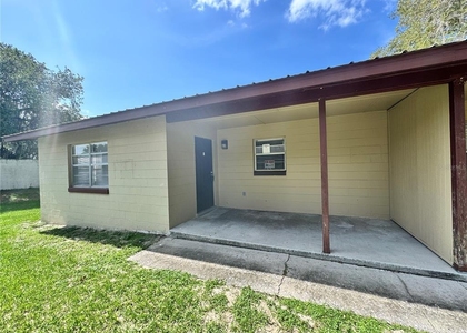 1001 Crawford Street - Photo 1