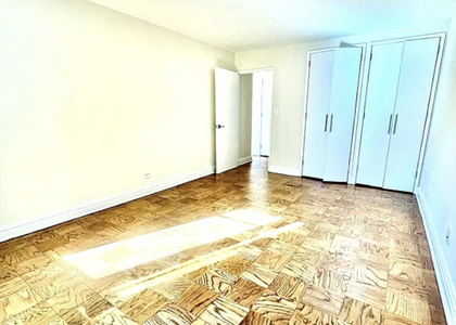 307 Mott Street - Photo 1