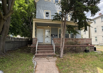 63 Lombard Street - Photo 1