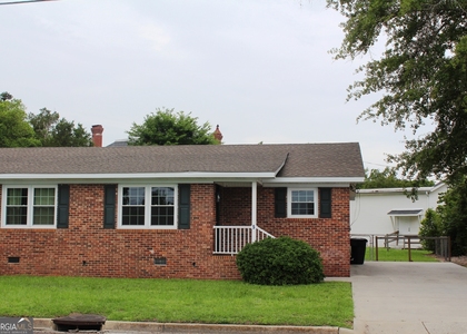 5 S Zetterower Avenue - Photo 1