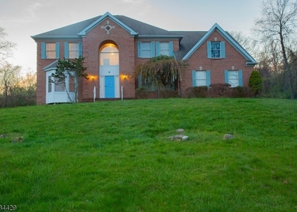 4 Lewis Hollow Rd - Photo 1