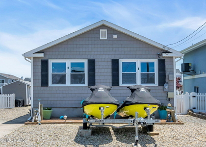 53 E Coral Drive - Photo 1