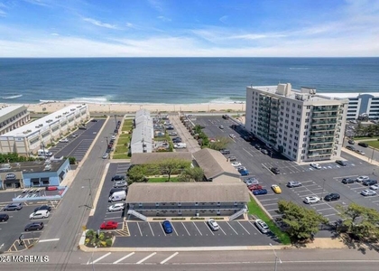 455 Ocean Boulevard - Photo 1