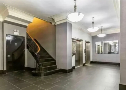 West 55 Street - Photo 1