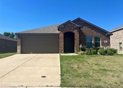 3417 Sweetwater Way - Photo 1