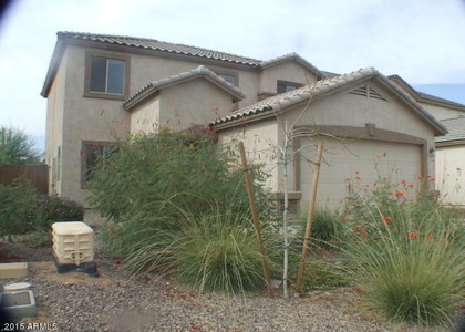 306 S Cactus Street - Photo 1