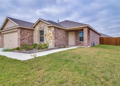 1512 Wild Rye Circle - Photo 1