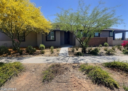9345 E Solina Avenue - Photo 1