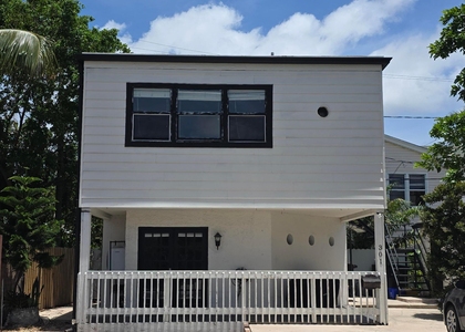 3709 S Olive Avenue - Photo 1