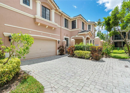2692 Center Ct Drive - Photo 1