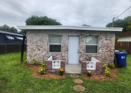 505 Nw 16th Avenue - Photo 1