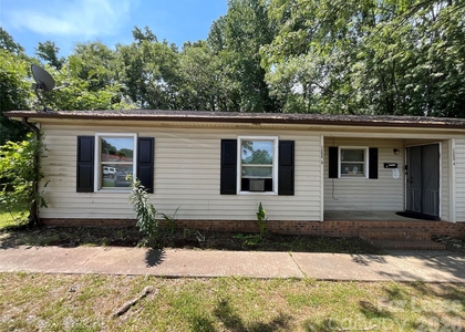 1380 Fairley Avenue - Photo 1