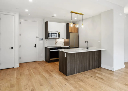 1890 Pelham Parkway South - Photo 1