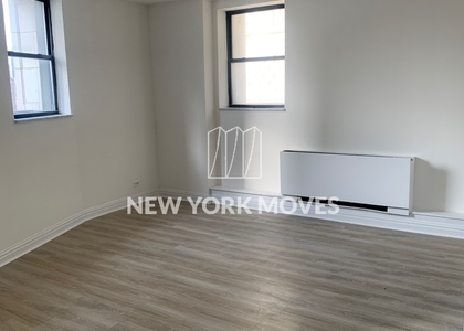 West 34th Street - Photo 1