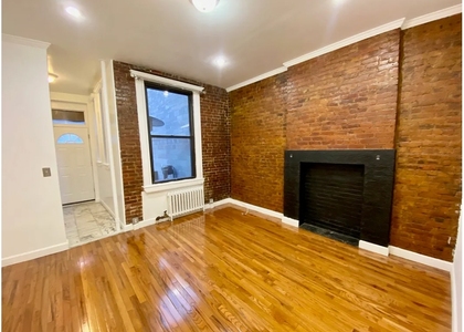 247 E 39th St - Photo 1