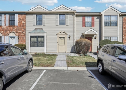 204 Hampshire Court - Photo 1