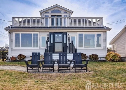 238 Shoreland Circle - Photo 1