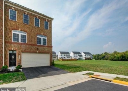 44363 Foxthom Terrace - Photo 1
